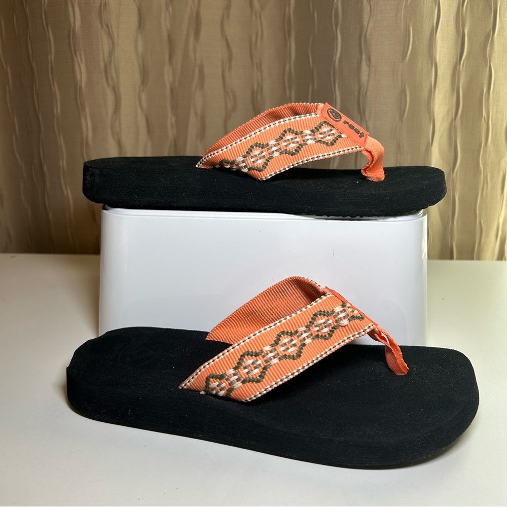 Reef Flip Flops Women's 7 Coral Orange Black Woven Strap Lightweight Comfy NWOT - Picture 5 of 13